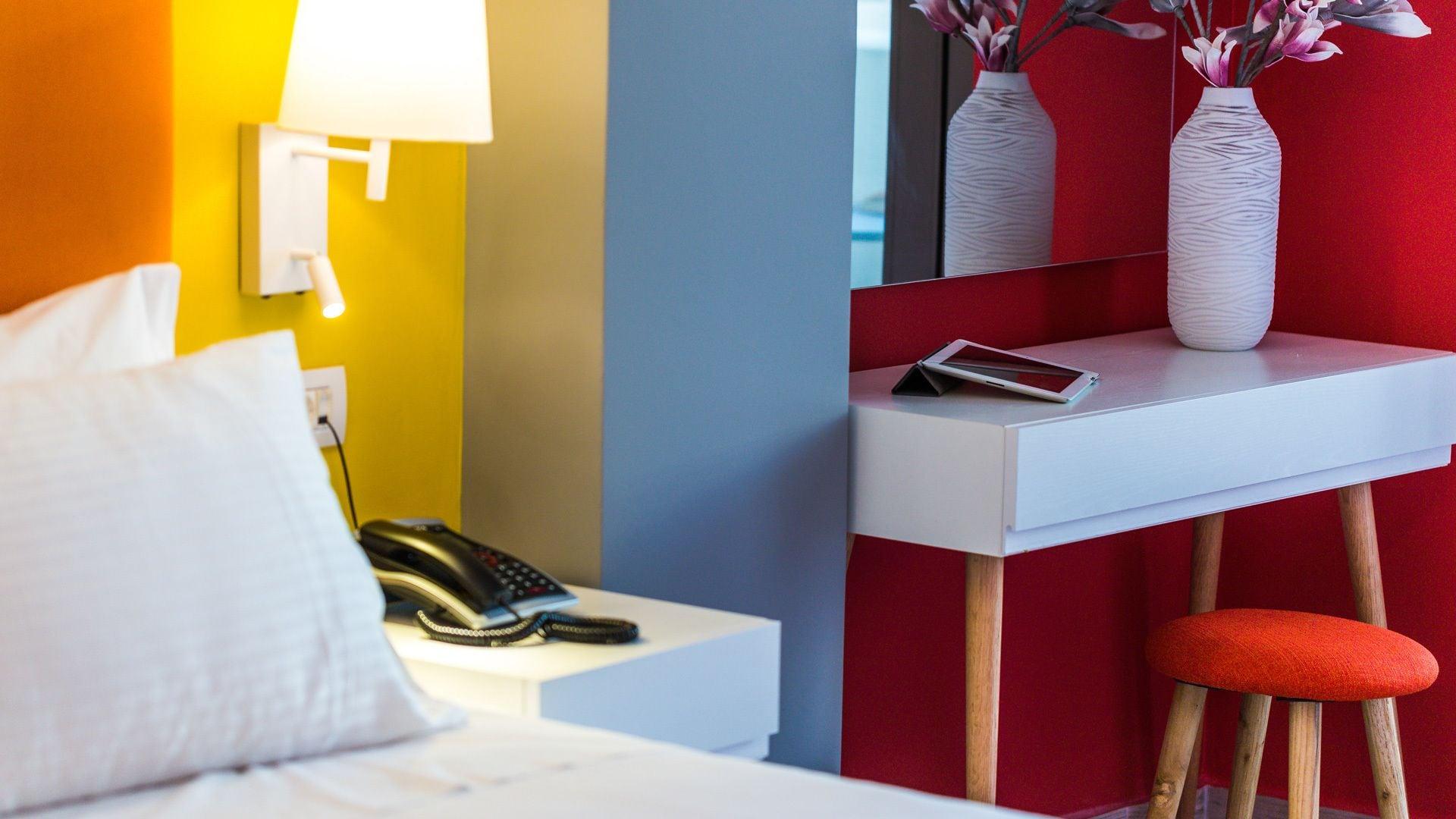Menta City Boutique Hotel 罗希姆诺 外观 照片