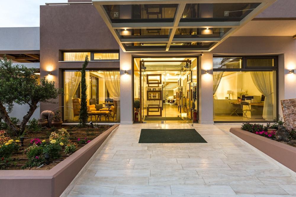 Menta City Boutique Hotel 罗希姆诺 外观 照片