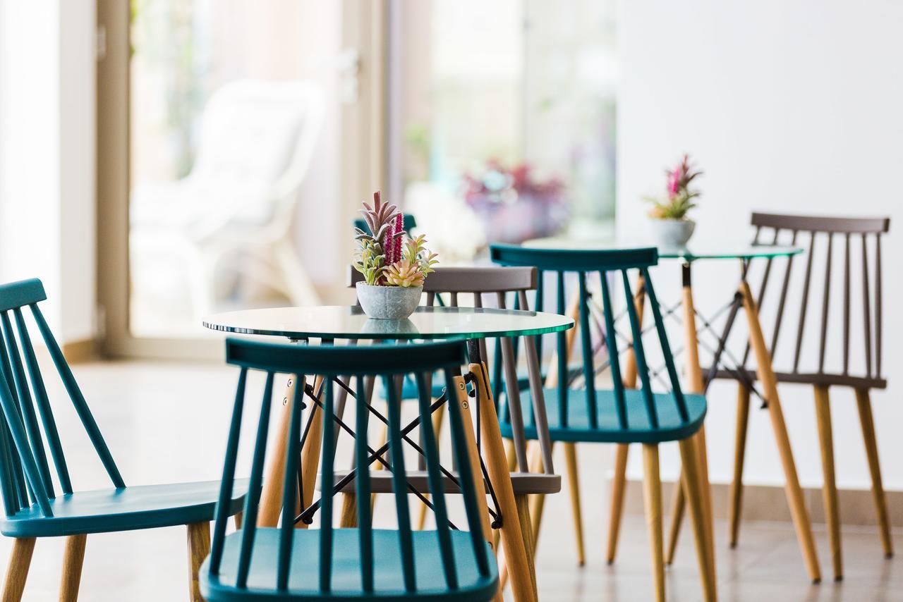 Menta City Boutique Hotel 罗希姆诺 外观 照片