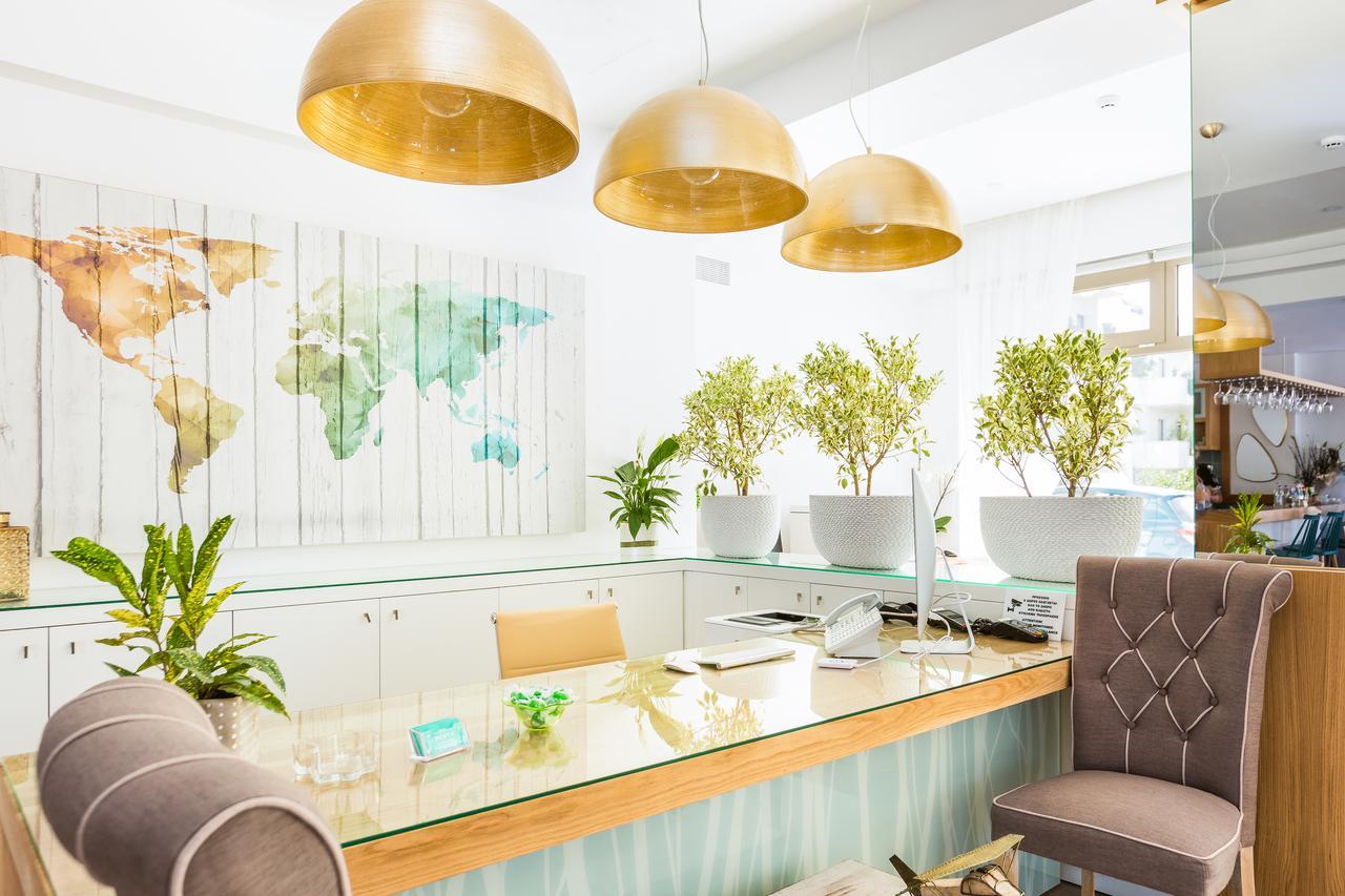 Menta City Boutique Hotel 罗希姆诺 外观 照片