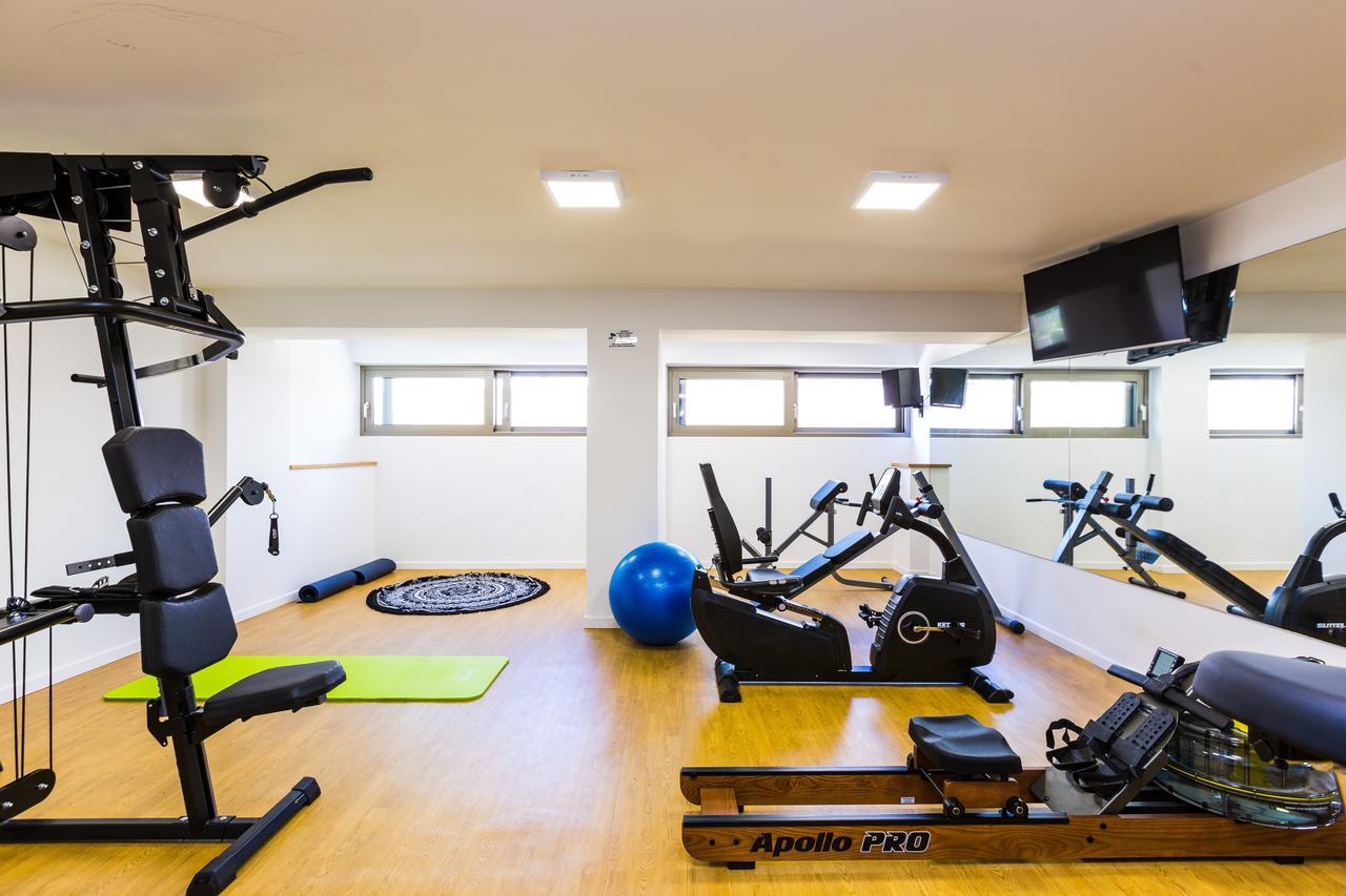 Menta City Boutique Hotel 罗希姆诺 外观 照片